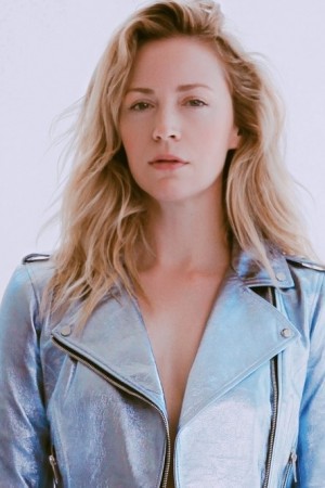 Beth Riesgraf tüm dizileri dizigom'da